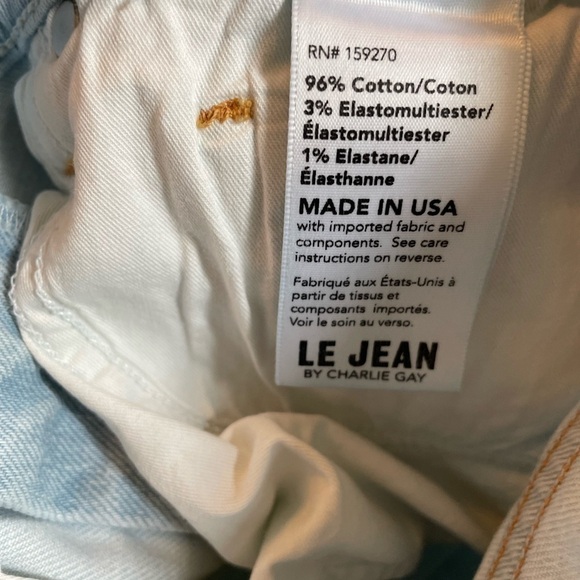 𝅺le Jean High Rise Adele Short in light Distressed - Picture 10 of 11